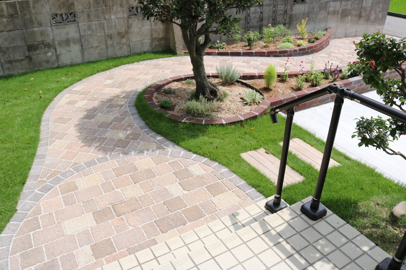 出雲市 外構リフォーム 施工前後の比較写真